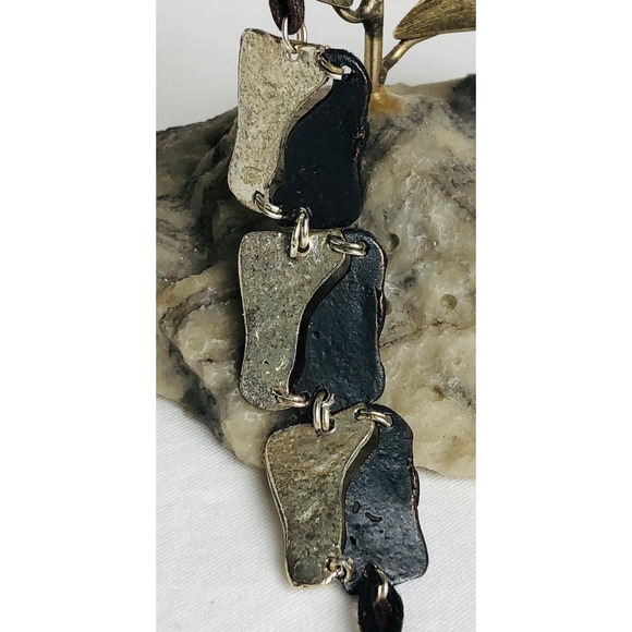 Vtg 80s Artisan Jewelry Set Silver Bronze Swirl Wire Bracelet Dangling Earrings - Picture 6 of 10